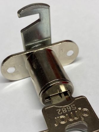 Ojmar 3624 2 Wing Fixed Cam Lock with 25mm Hooked Cam