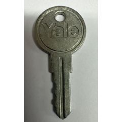 Yale Pre-Cut Key To Suit Quartus And Virage Espag Handles
Replacement Genuine pre-cut keys window key
Suits Yale Quartus and Virage espag handles